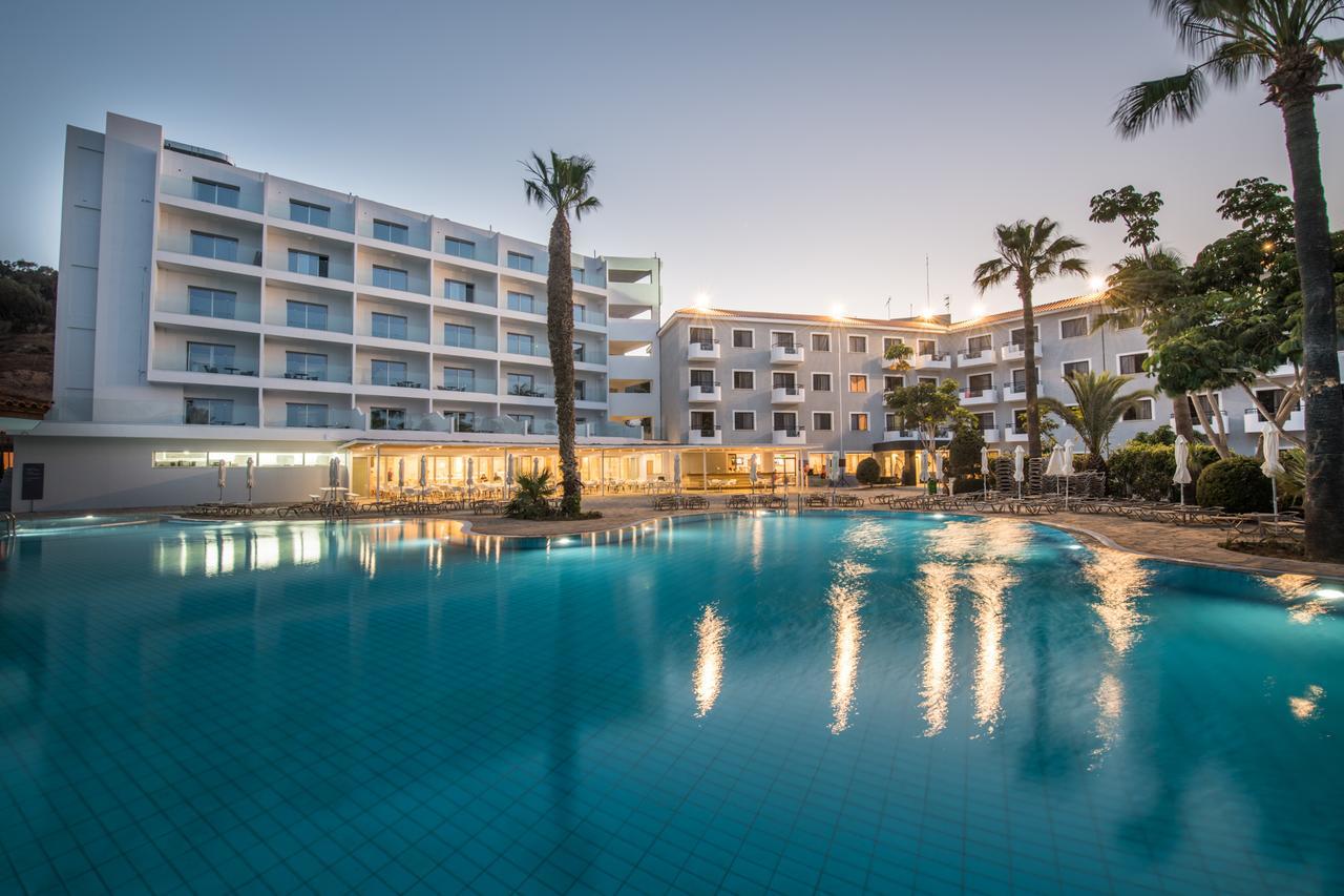 פרוטאראס Narcissos Waterpark Resort מראה חיצוני תמונה