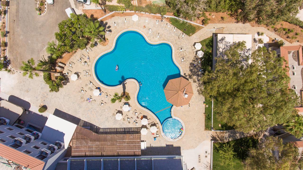 פרוטאראס Narcissos Waterpark Resort מראה חיצוני תמונה