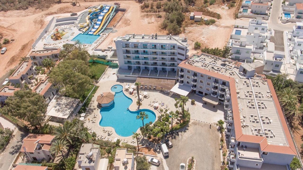 פרוטאראס Narcissos Waterpark Resort מראה חיצוני תמונה