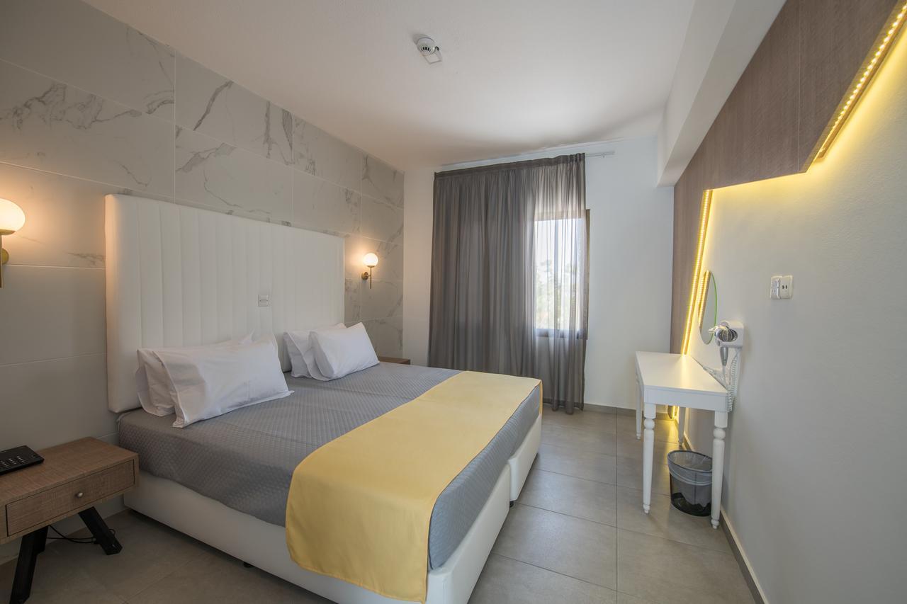 פרוטאראס Narcissos Waterpark Resort מראה חיצוני תמונה